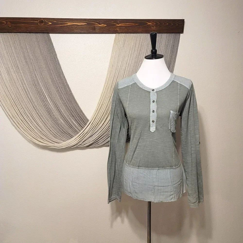 She + Sky Silk Accent Blouse Sz L